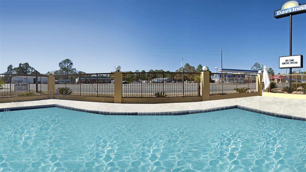 Days Inn By Wyndham Alma Bagian luar foto